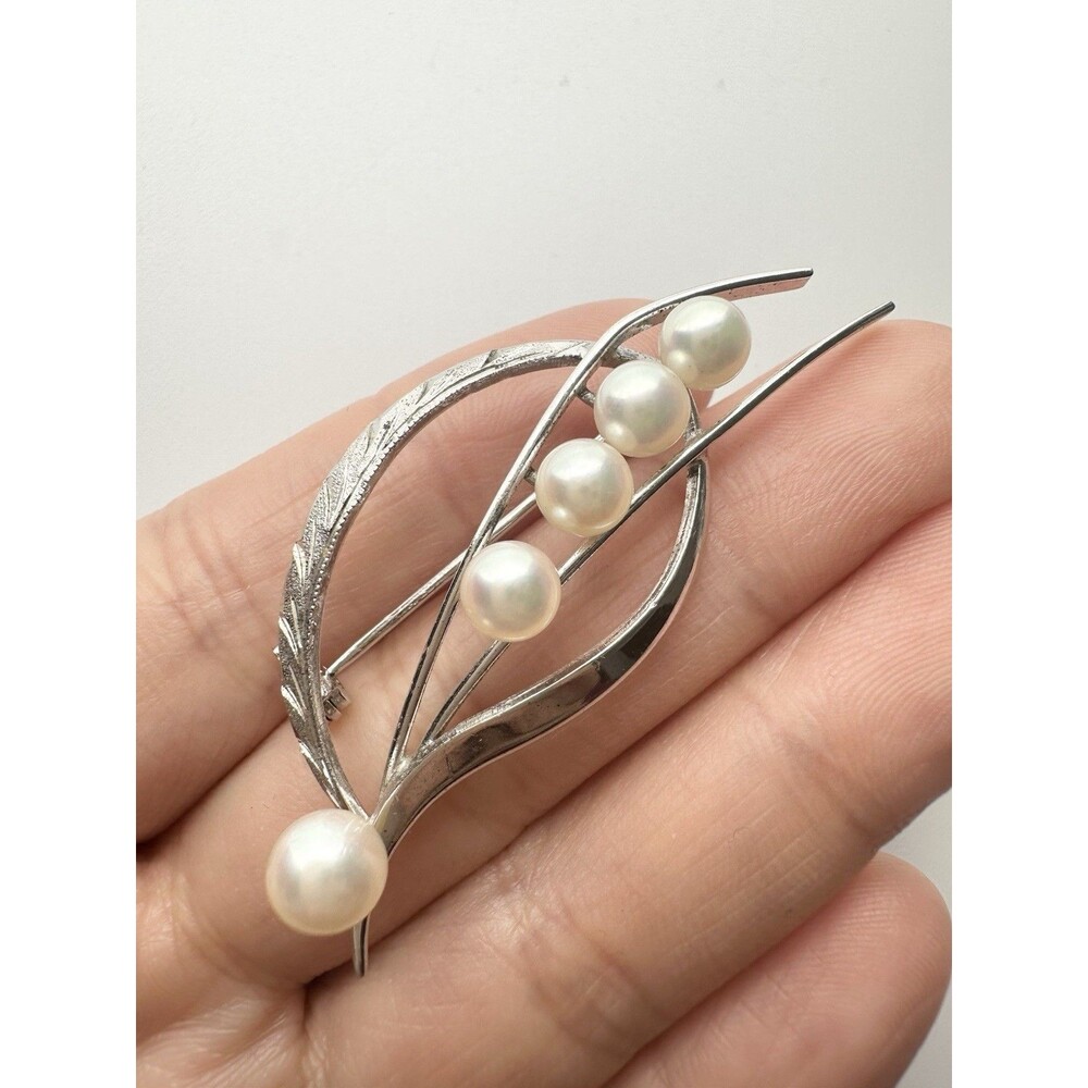 Vintage Sterling Silver Japan Akoya Pearl Brooch Pin